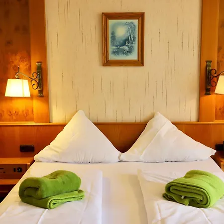 Natur & Wander Hotel Gassbachtal Grasellenbach Exterior photo
